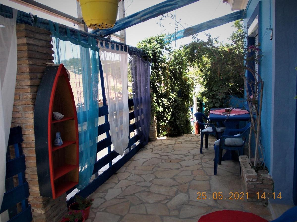 Marco'S Apartment Gaios Exterior photo
